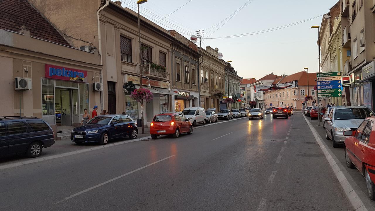 Centar Lux Vrsac Διαμέρισμα Εξωτερικό φωτογραφία